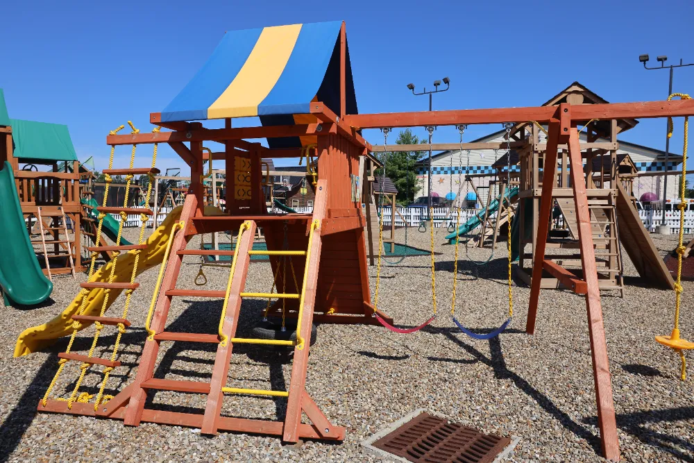 outdoor swing sets for sale