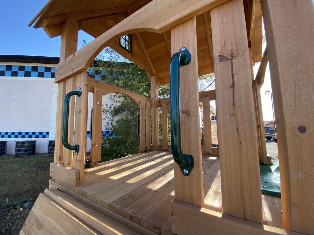 affordable swing set near cleveland