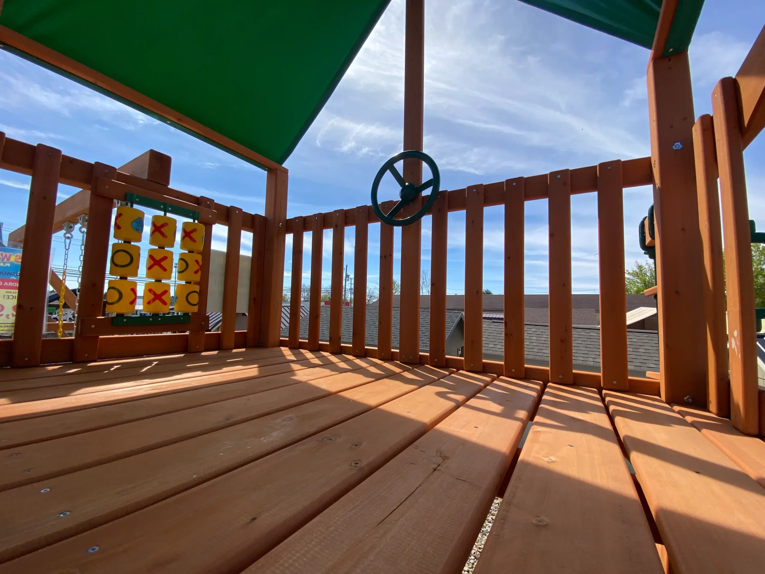 3 person swing set with canopy Ashland Ohio