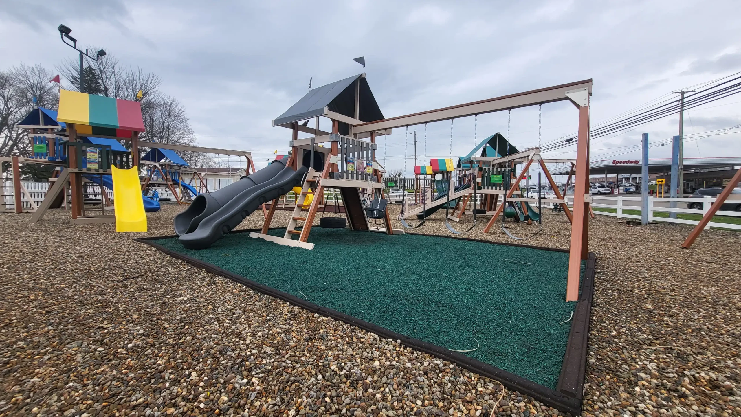 swing set with tire swing Akron Ohio