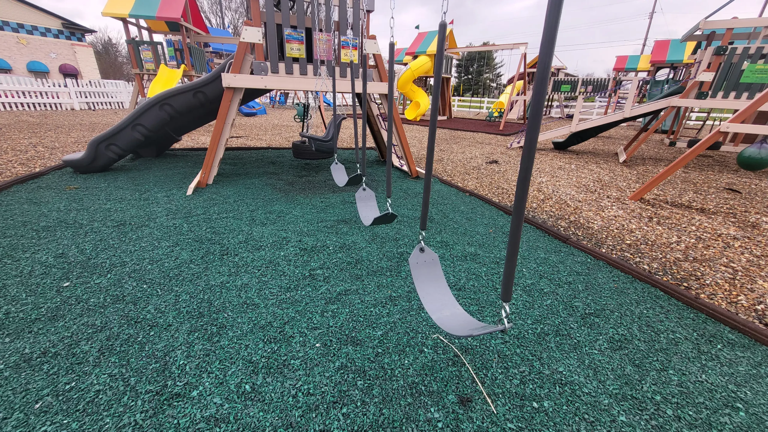 swing set with tire swing Cincinnati Ohio