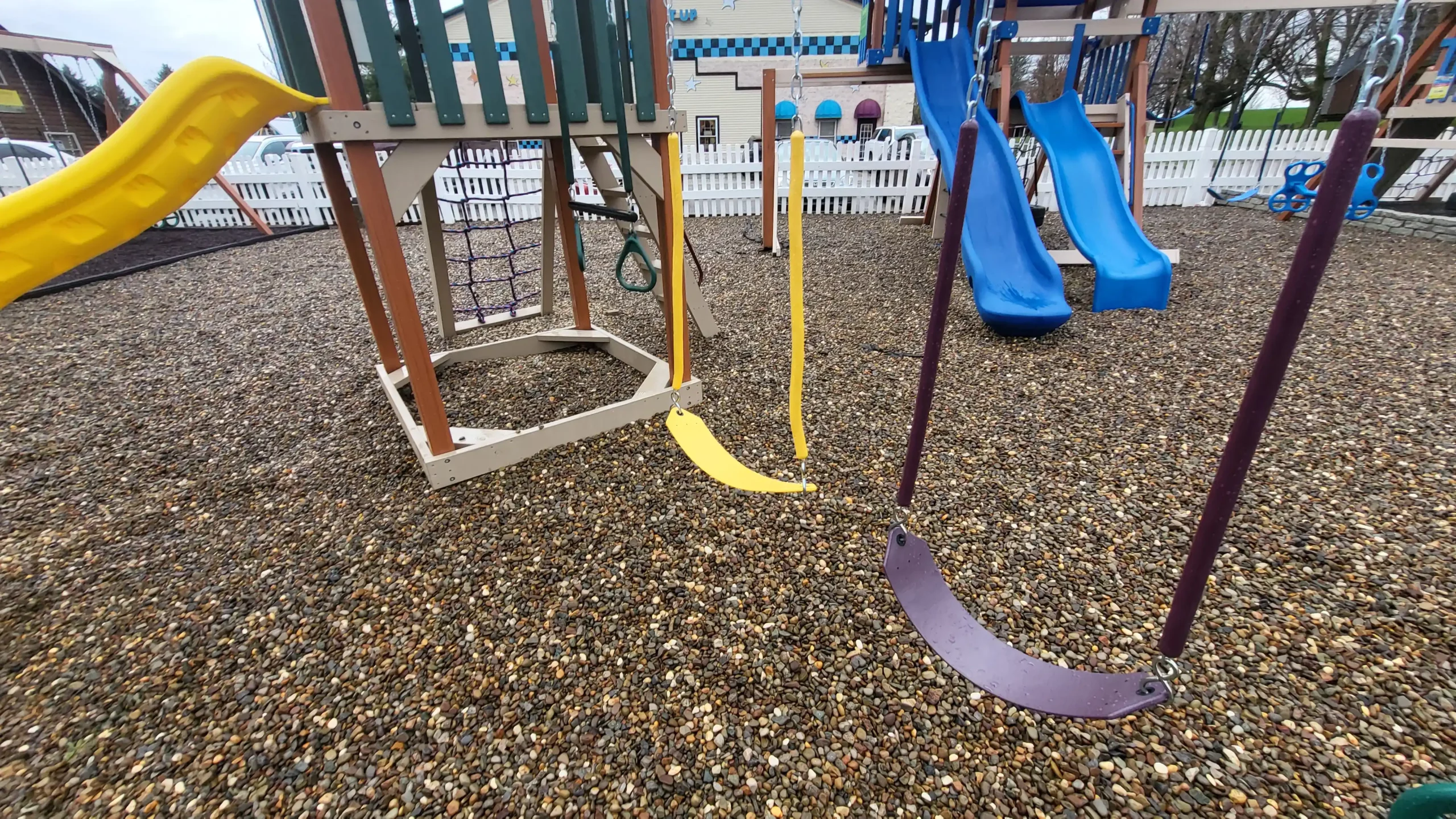 family swing set Cleveland Ohio
