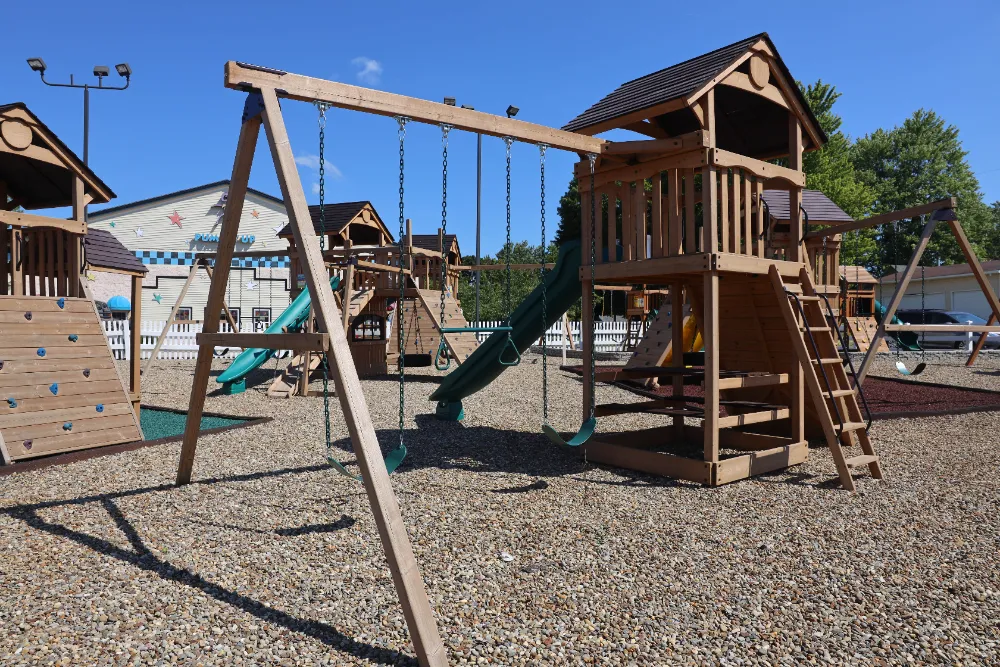 treehouse playset outdoor
